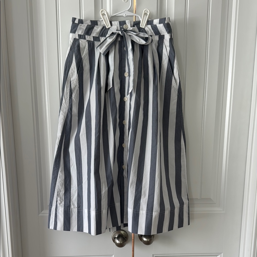 GAP Blue Gray and White Midi Skirt with Tie Front A-Line